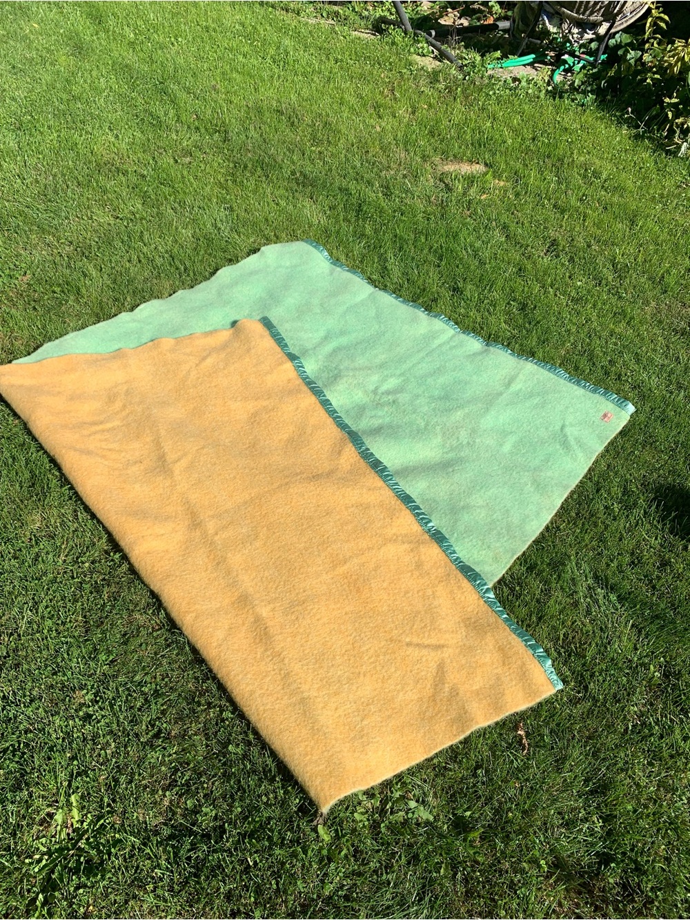 Highlander Wool Reversible Two-Tone Blanket Vintage cozy warm collectible